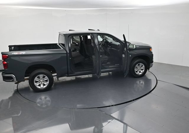 Used 2025 Chevrolet Silverado 1500 LT AWD/4WD image 49