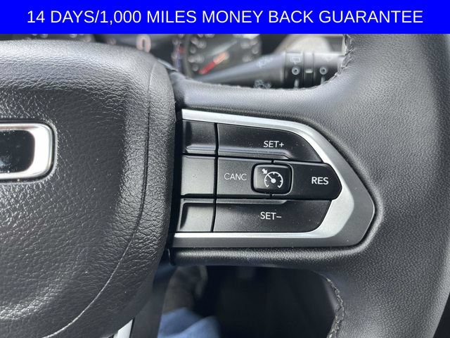Used 2024 Jeep Compass Latitude AWD/4WD image 17