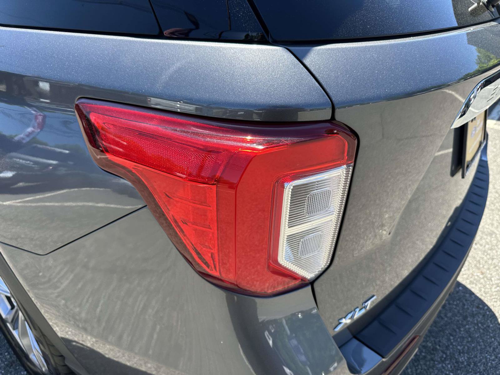 Certified 2023 Ford Explorer XLT w/ Equipment Group 202A AWD/4WD image 10