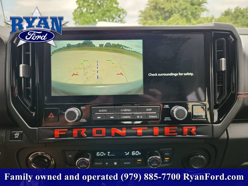 Used 2025 Nissan Frontier PRO-4X AWD/4WD image 13