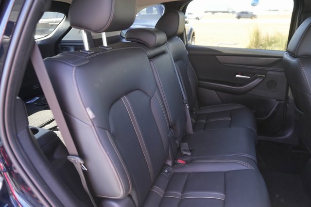 Used 2024 MAZDA CX-90 3.3 Turbo w/ Select Package image 16