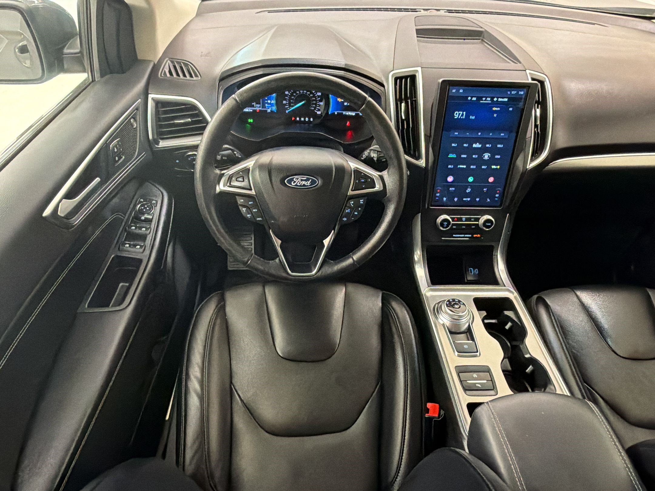 Certified 2022 Ford Edge Titanium AWD/4WD image 26