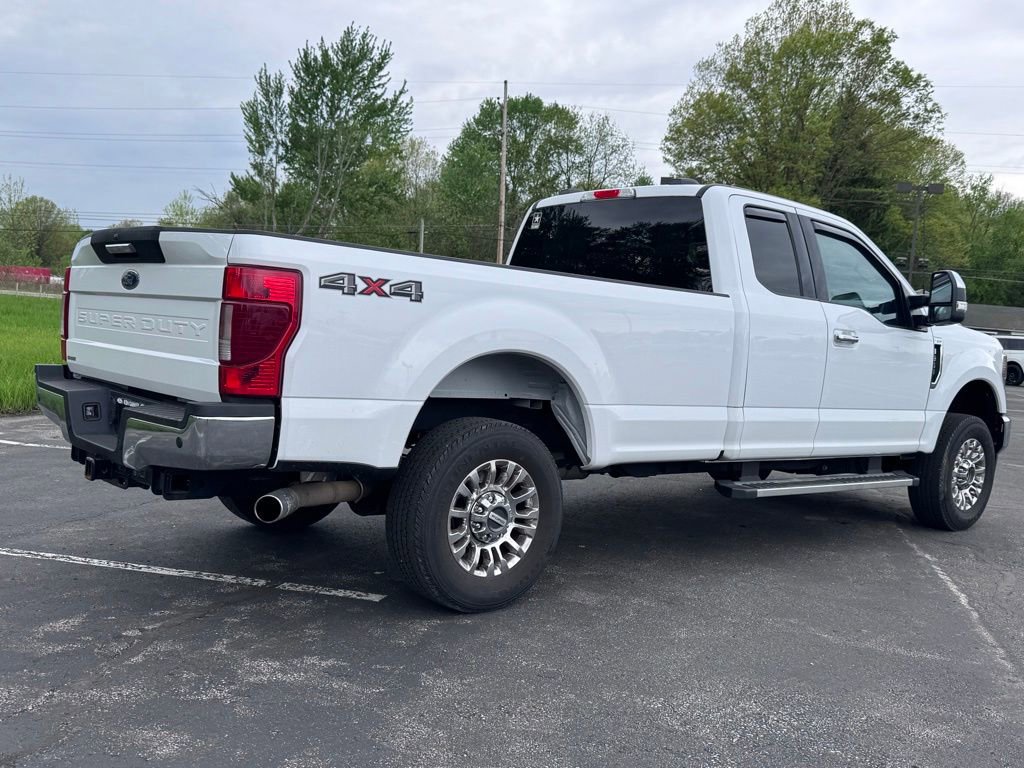 Certified 2022 Ford F350 XLT w/ XLT Premium Package AWD/4WD image 4