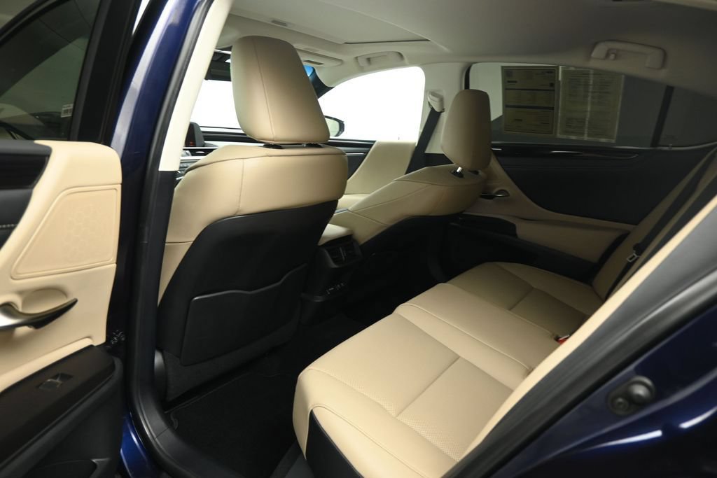 Used 2021 Lexus ES 350 w/ Premium Package FWD image 18
