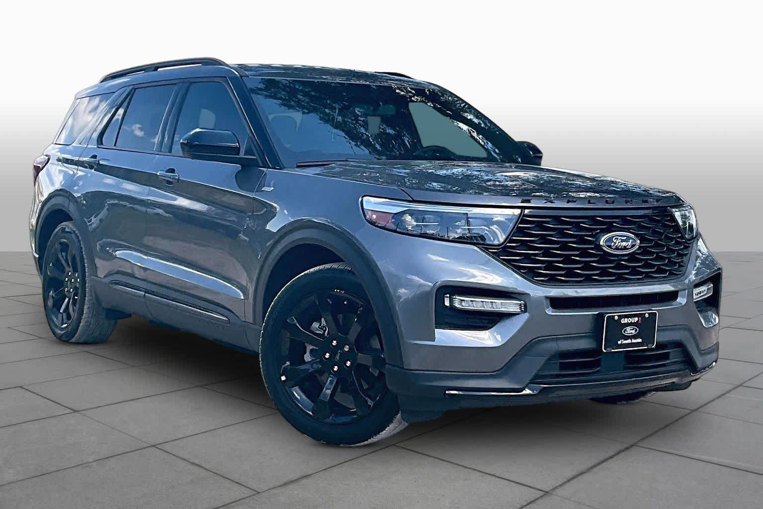 Certified 2023 Ford Explorer ST-Line w/ Class IV Trailer Tow Package RWD image 3