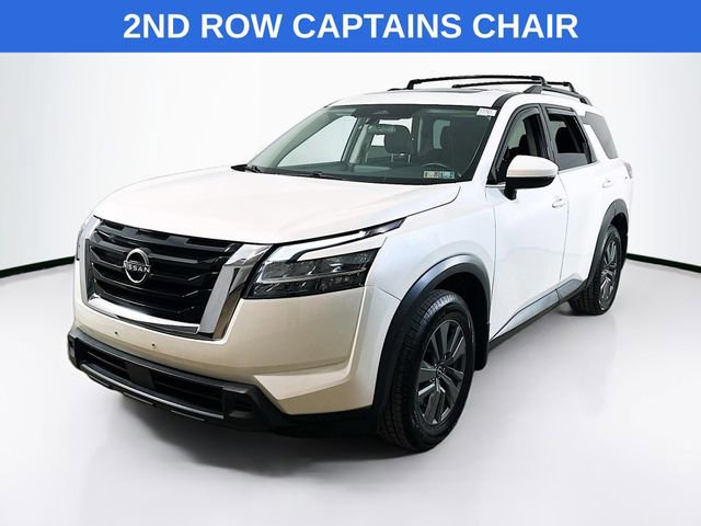 Used 2022 Nissan Pathfinder SV w/ SV Premium Package image 1