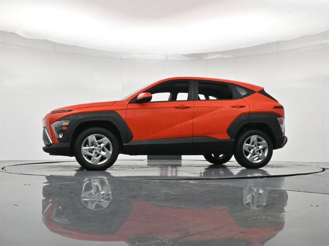 Used 2025 Hyundai Kona SE AWD/4WD image 35