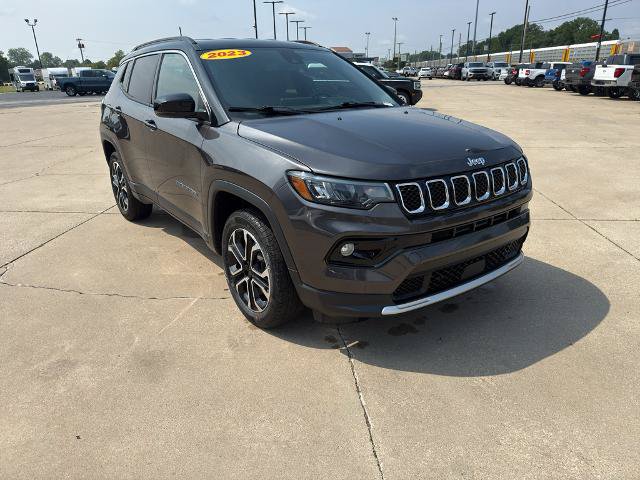 Used 2023 Jeep Compass Limited AWD/4WD image 8