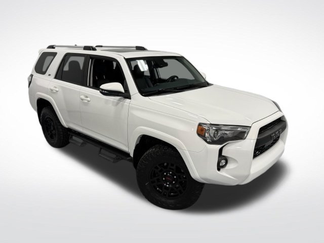 Used 2021 Toyota 4Runner SR5 Premium w/ Moonroof Package AWD/4WD image 35