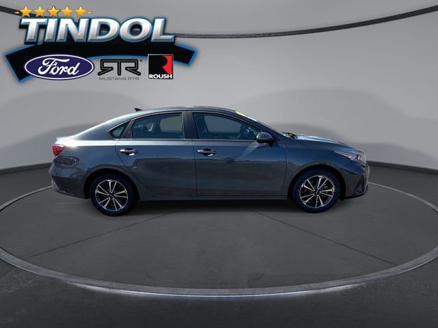 Used 2024 Kia Forte LXS w/ LXS Technology Package image 2