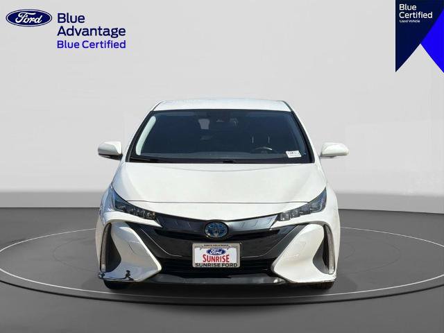Used 2021 Toyota Prius Prime XLE w/ Carpet Mat Package (TMS) FWD image 3