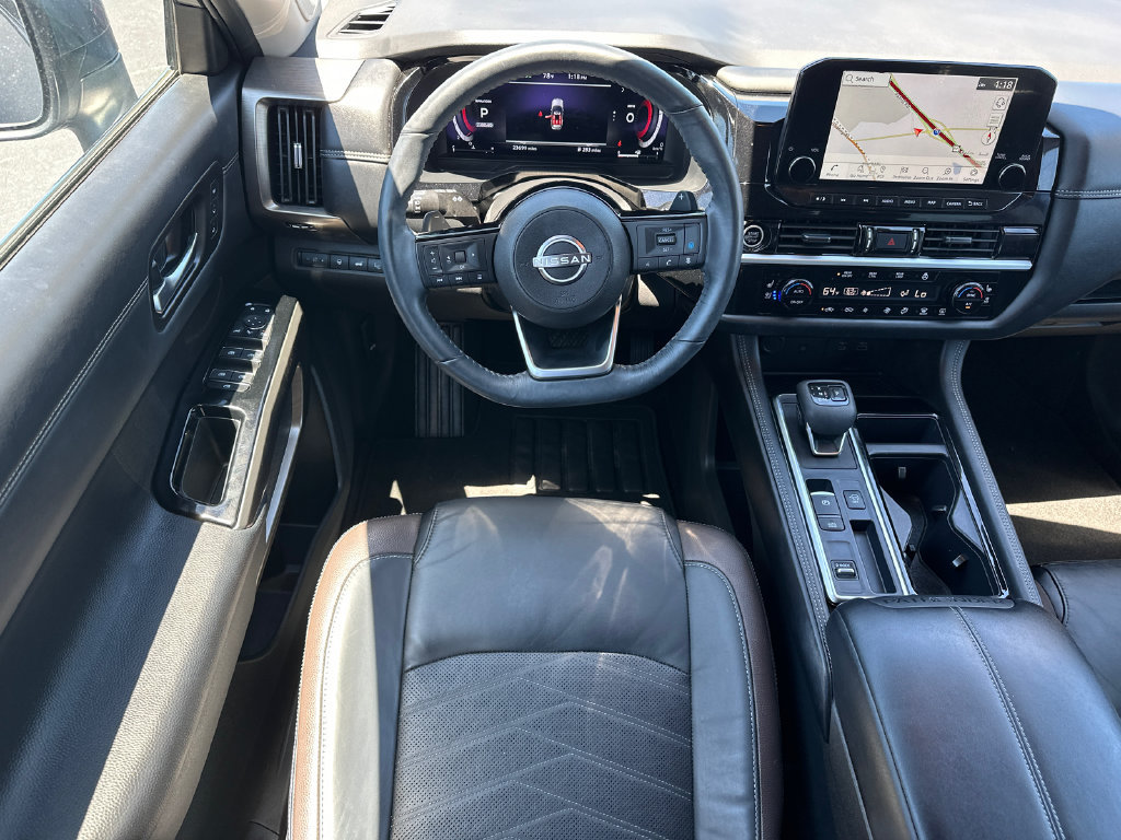 Used 2024 Nissan Pathfinder Platinum FWD image 24