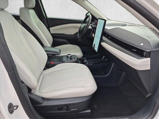 Certified 2021 Ford Mustang Mach-E Premium AWD/4WD image 23