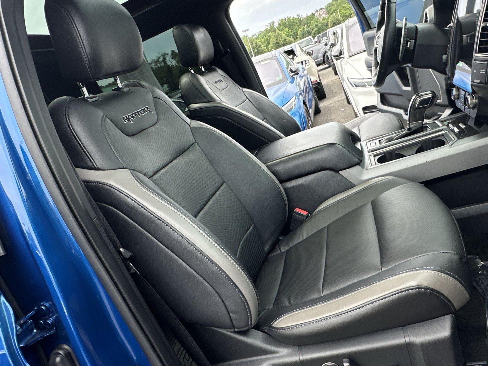 Certified 2018 Ford F150 Raptor w/ Equipment Group 802A Luxury AWD/4WD image 36