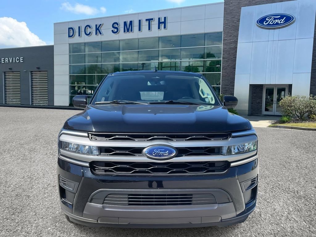 Certified 2024 Ford Expedition Max XLT image 6