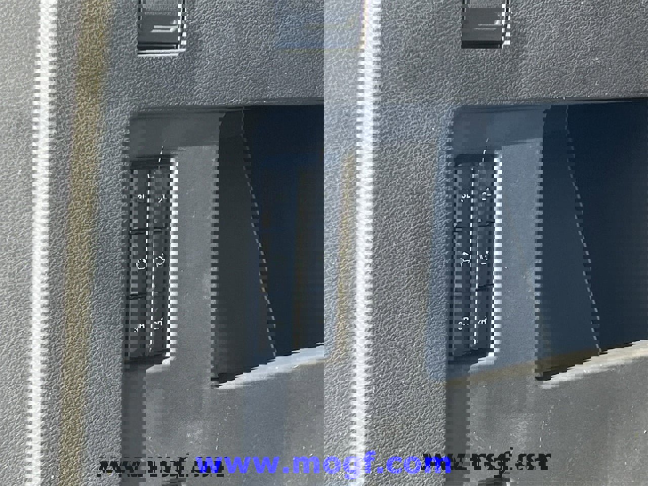 Certified 2024 Ford Expedition Limited image 32