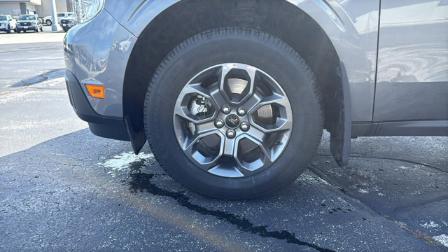 Certified 2022 Ford Maverick XLT w/ XLT Luxury Package image 6