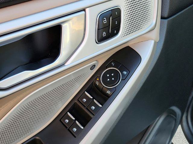 Certified 2023 Ford Explorer Limited w/ Limited Technology Package RWD image 19