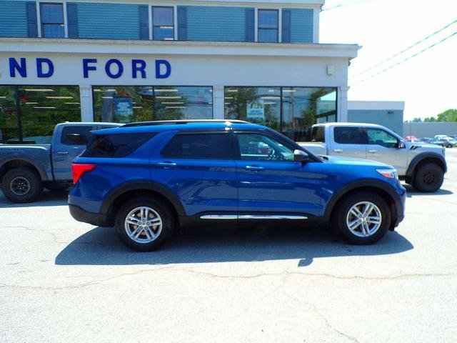 Certified 2021 Ford Explorer XLT w/ Equipment Group 202A AWD/4WD image 11
