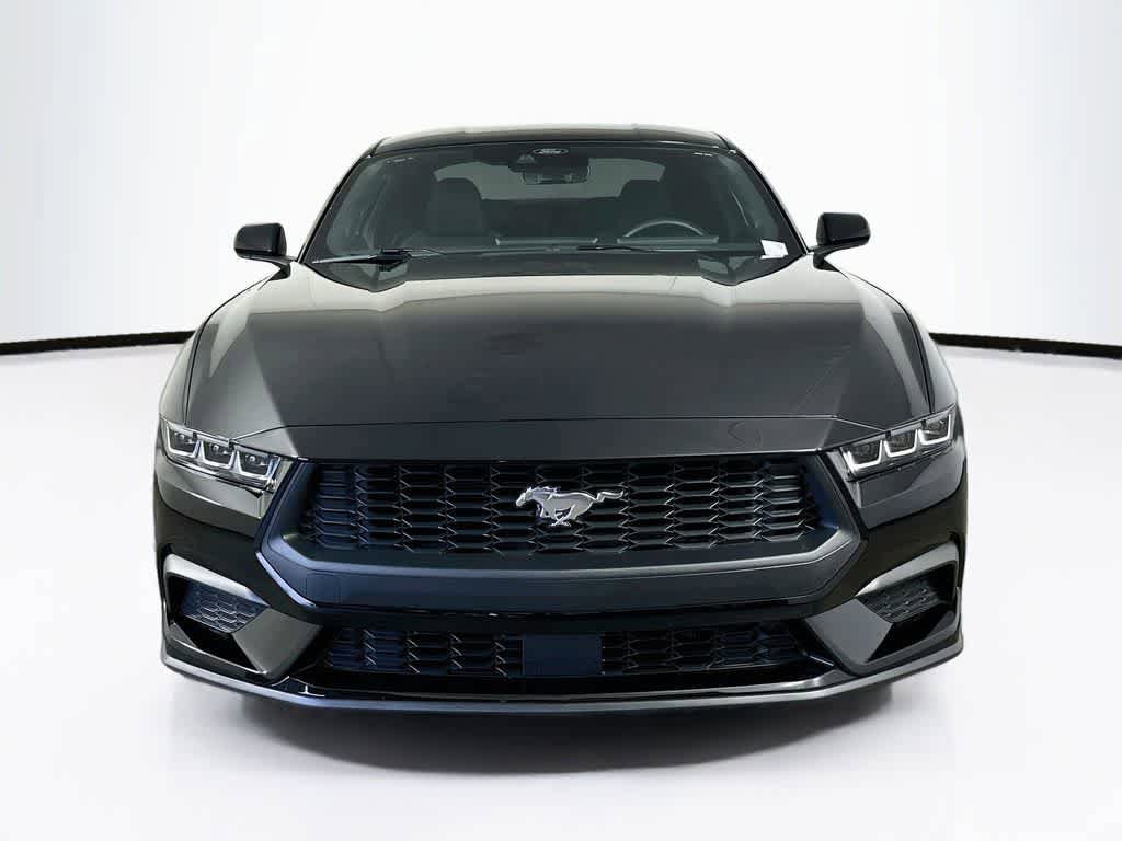 Certified 2024 Ford Mustang Coupe RWD image 6