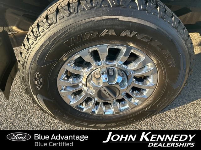 Certified 2022 Ford F250 Lariat w/ Lariat Ultimate Package AWD/4WD image 12