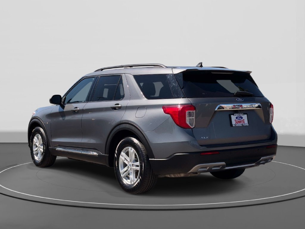 Certified 2023 Ford Explorer XLT w/ Equipment Group 202A RWD image 7
