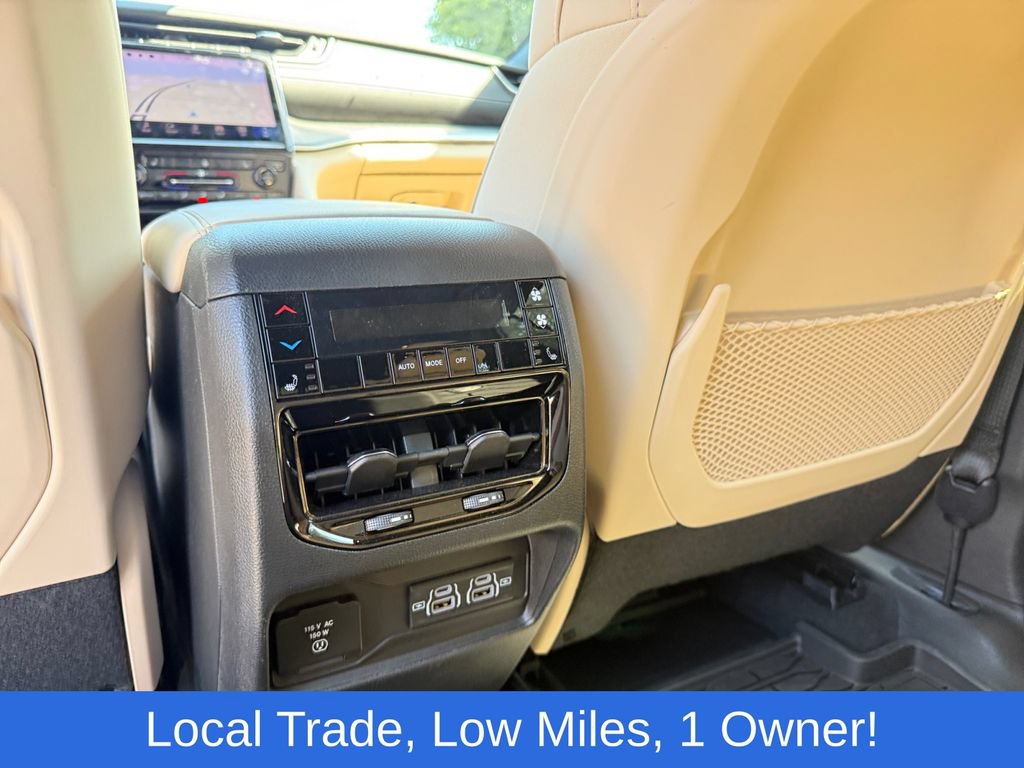 Used 2024 Jeep Grand Cherokee L Limited w/ Black Appearance Package RWD image 24