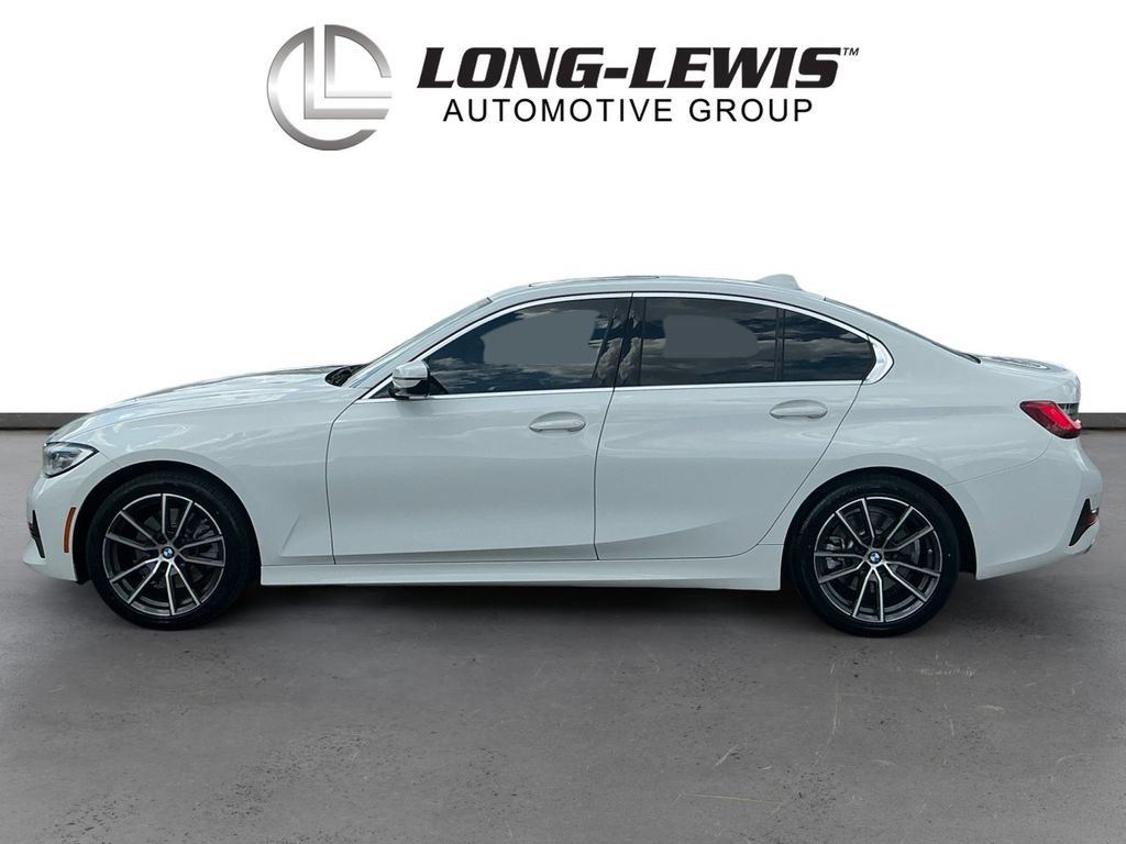 Used 2021 BMW 330i Sedan w/ Premium Package RWD image 2