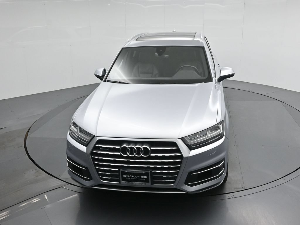 Used 2017 Audi Q7 3.0T Premium Plus w/ Premium Plus Package AWD/4WD image 41