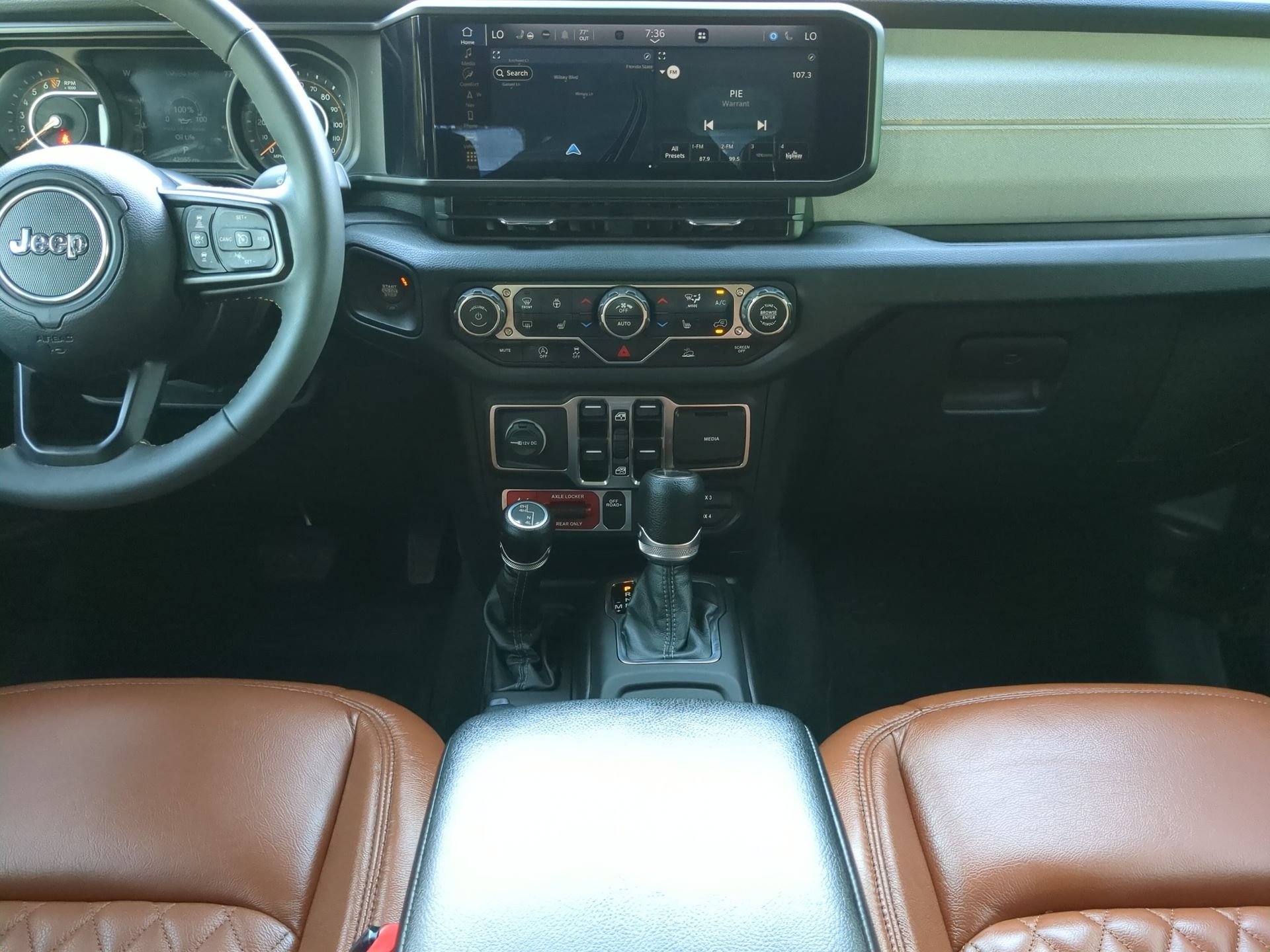 Used 2024 Jeep Gladiator Sport AWD/4WD image 52