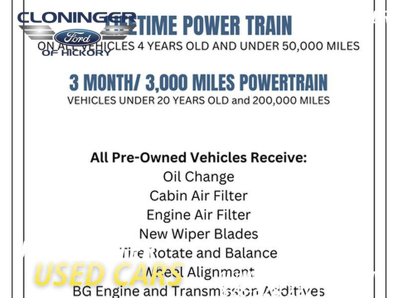 Certified 2022 Ford Explorer XLT w/ Equipment Group 202A image 16