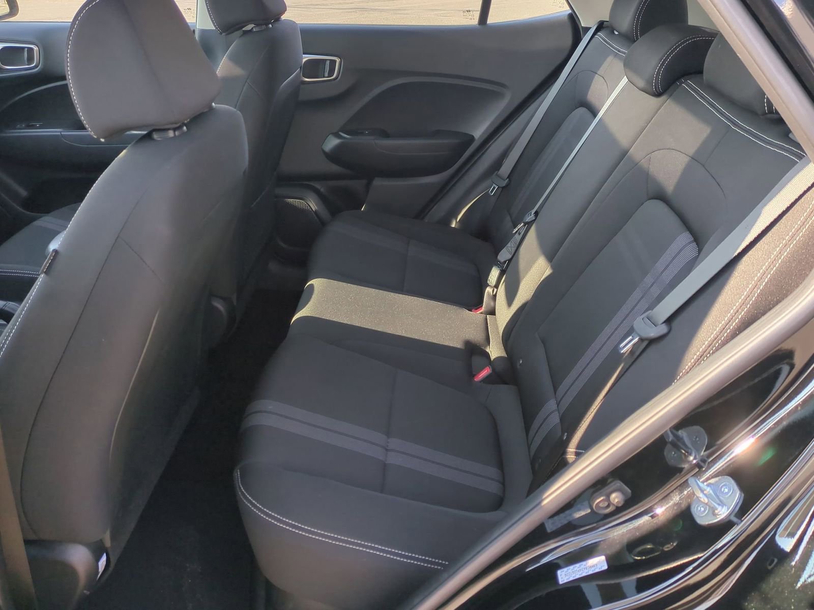 Used 2023 Hyundai Venue SEL image 22