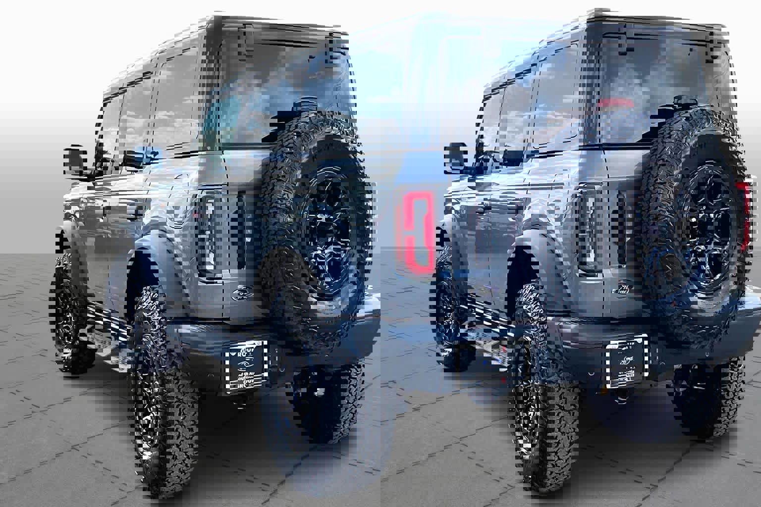 Certified 2025 Ford Bronco Badlands w/ Sasquatch Package image 4