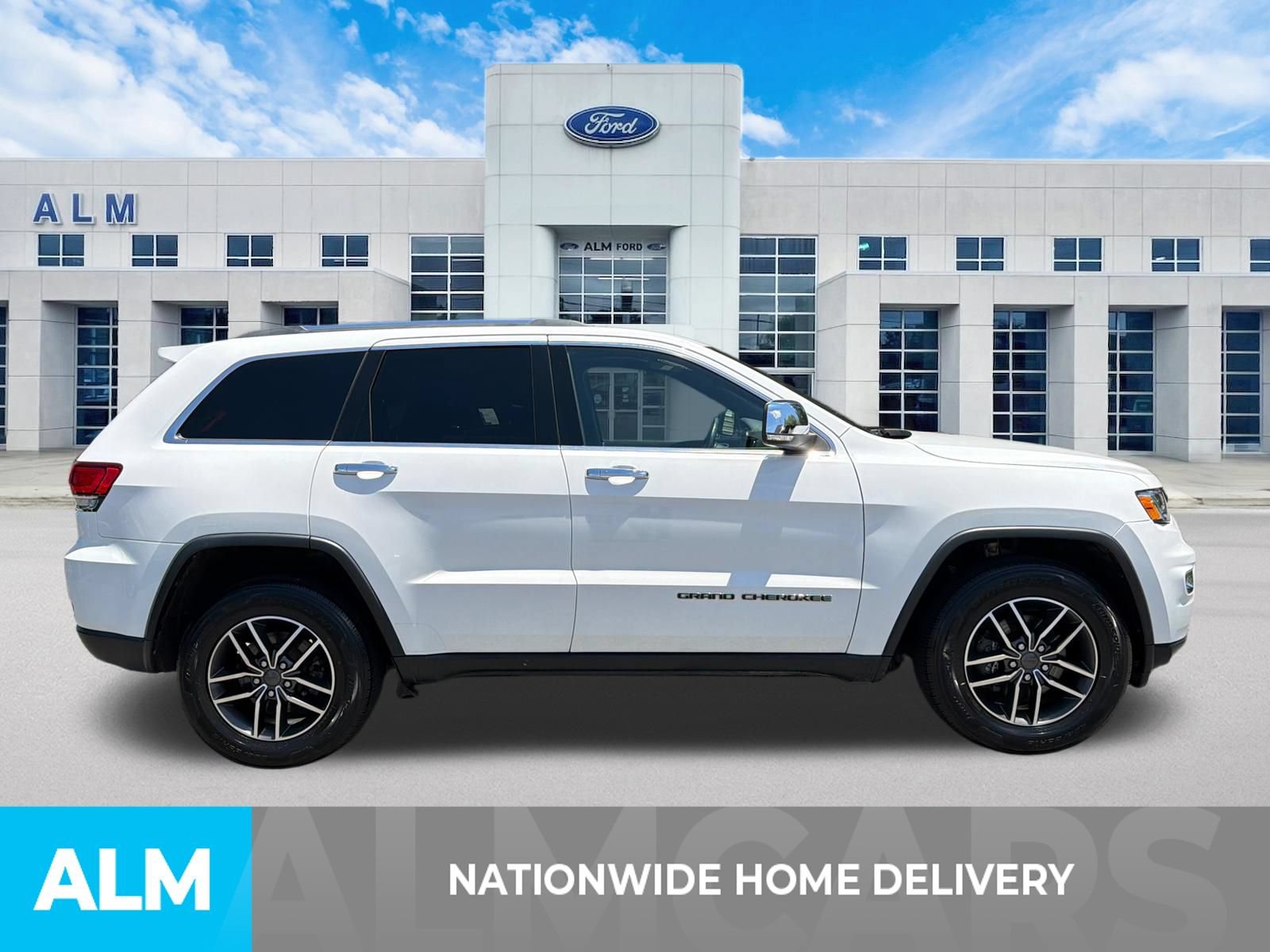 Used 2020 Jeep Grand Cherokee Limited AWD/4WD image 4