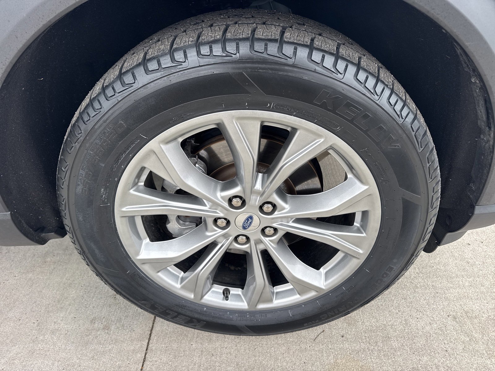 Certified 2023 Ford Explorer Limited w/ Limited Technology Package image 23