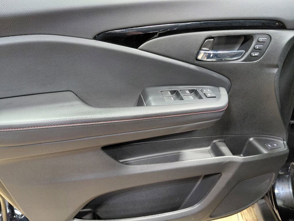 Used 2022 Honda Pilot Black Edition image 50