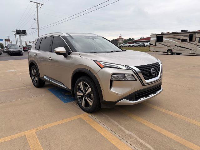 Used 2023 Nissan Rogue Platinum w/ Platinum Premium Package FWD image 6