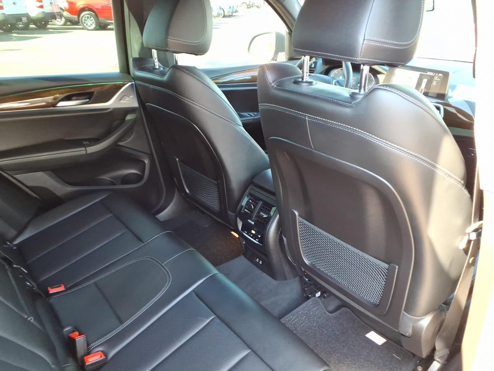 Used 2023 BMW X3 sDrive30i w/ Convenience Package RWD image 14