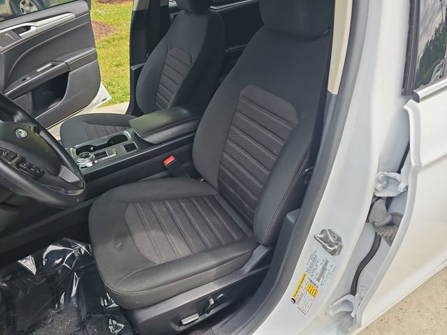 Certified 2020 Ford Fusion SE AWD/4WD image 15