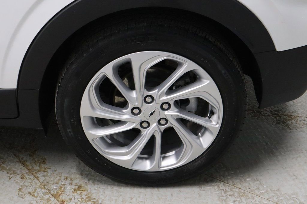 Used 2022 Chevrolet Bolt EUV LT w/ Driver Confidence Package image 18