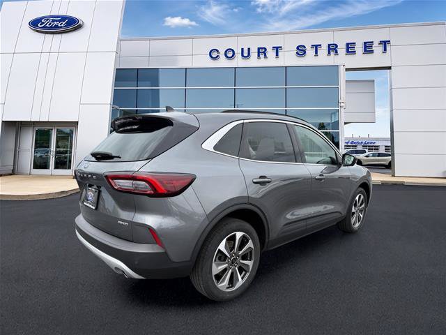 Certified 2023 Ford Escape Platinum AWD/4WD image 7