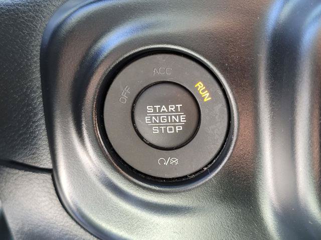 Used 2023 Jeep Gladiator Sport AWD/4WD image 23
