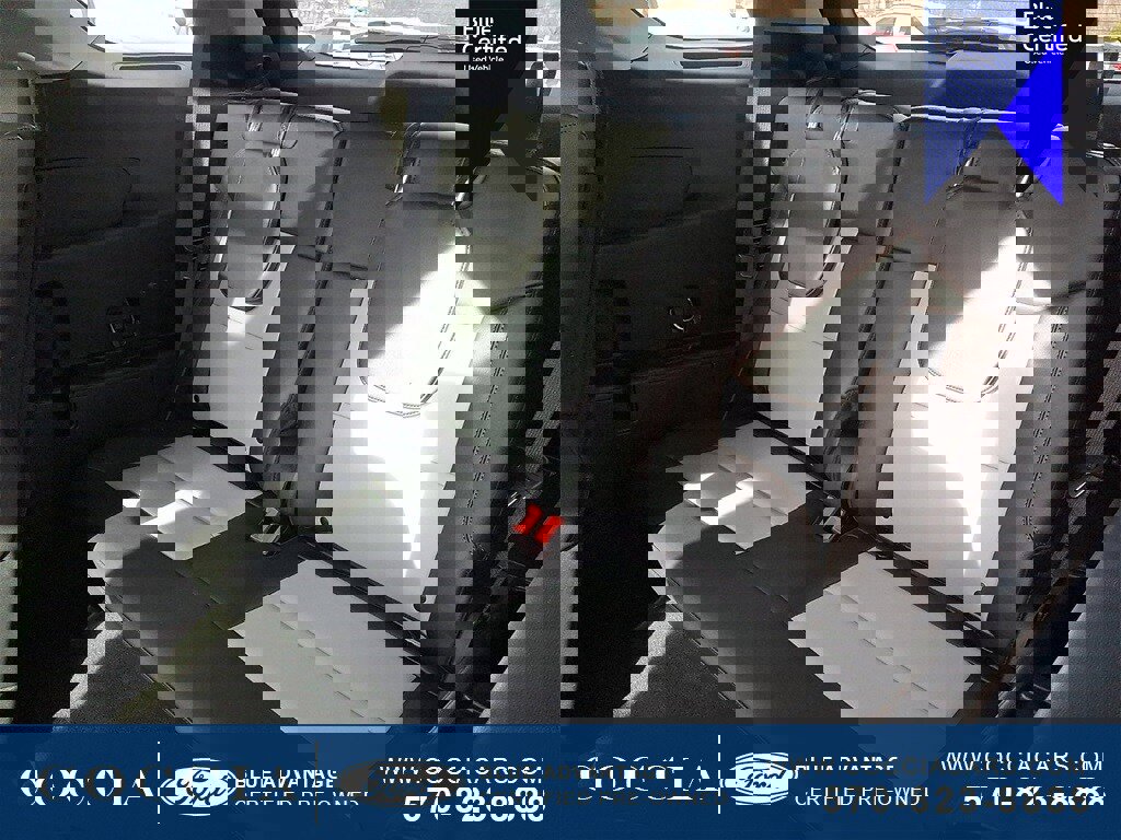 Certified 2022 Ford Explorer XLT w/ Equipment Group 202A image 10