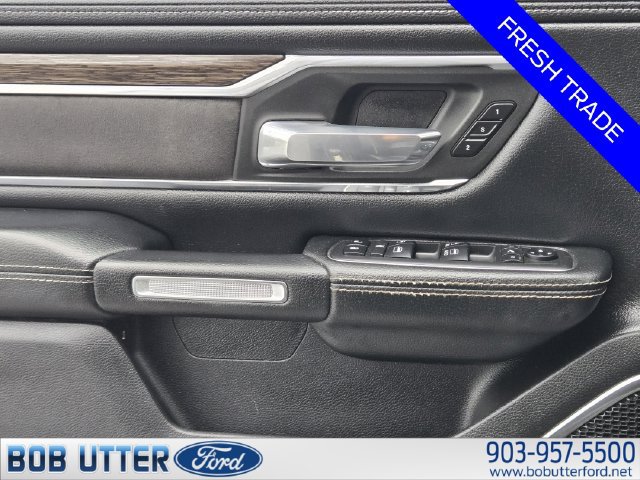Used 2019 RAM 1500 Laramie AWD/4WD image 22