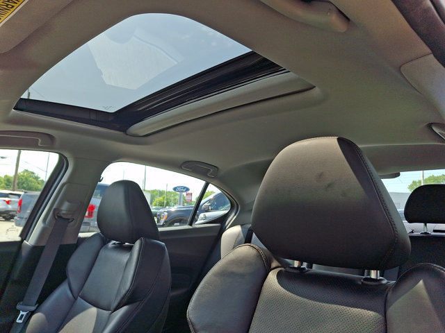 Used 2020 Acura TLX w/ Technology Package FWD image 20