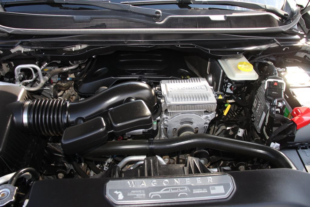 Used 2022 Jeep Wagoneer Series II AWD/4WD image 30
