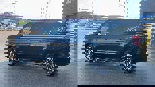 Certified 2025 Ford Expedition Max Active image 7