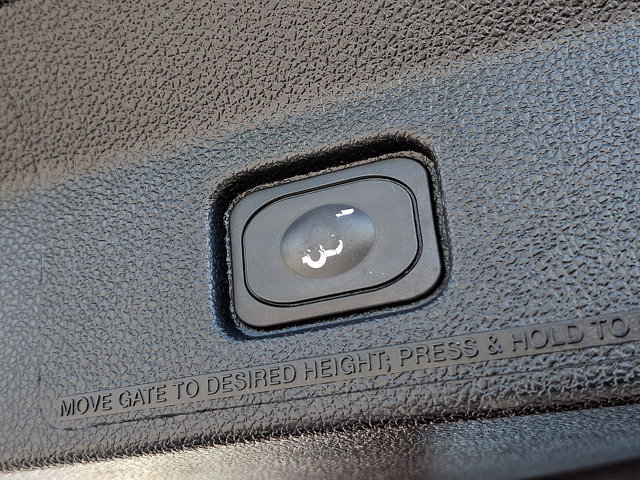 Certified 2017 Ford Explorer Platinum AWD/4WD image 37