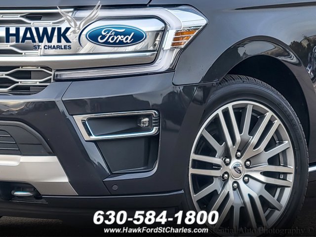 Certified 2022 Ford Expedition Platinum image 3