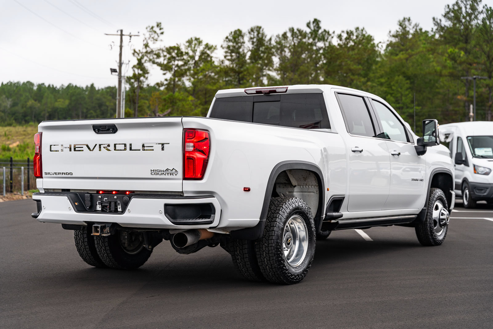 Used 2021 Chevrolet Silverado 3500 High Country AWD/4WD image 7
